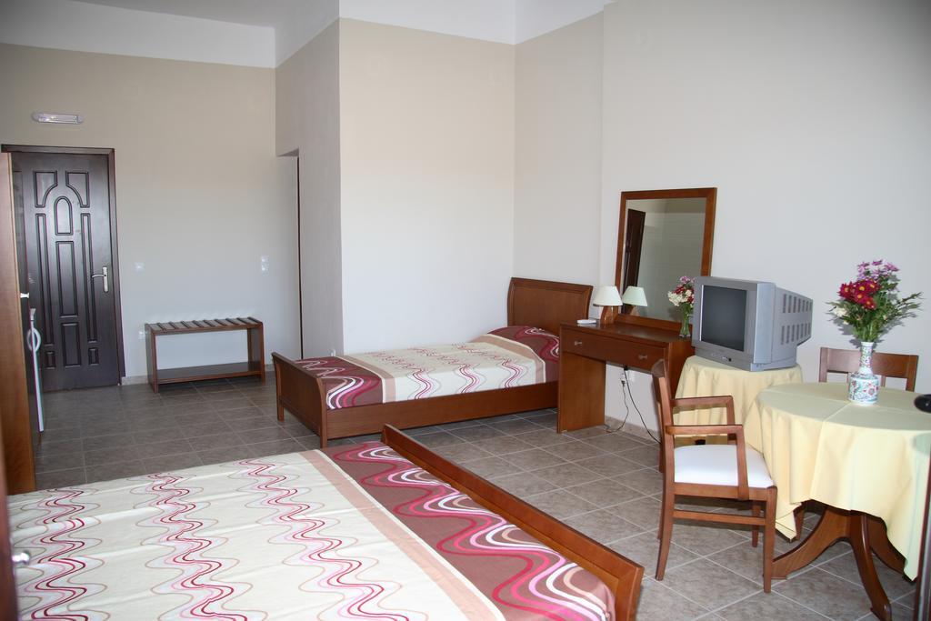 Calypso Apartments Vathí Kültér fotó